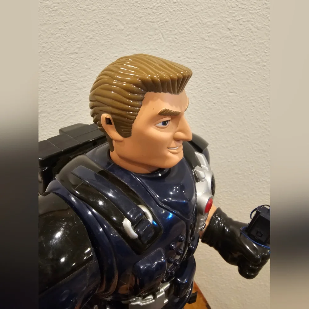 Hap-P-Kid 2010 Talking Policeman Figure‎ Toy